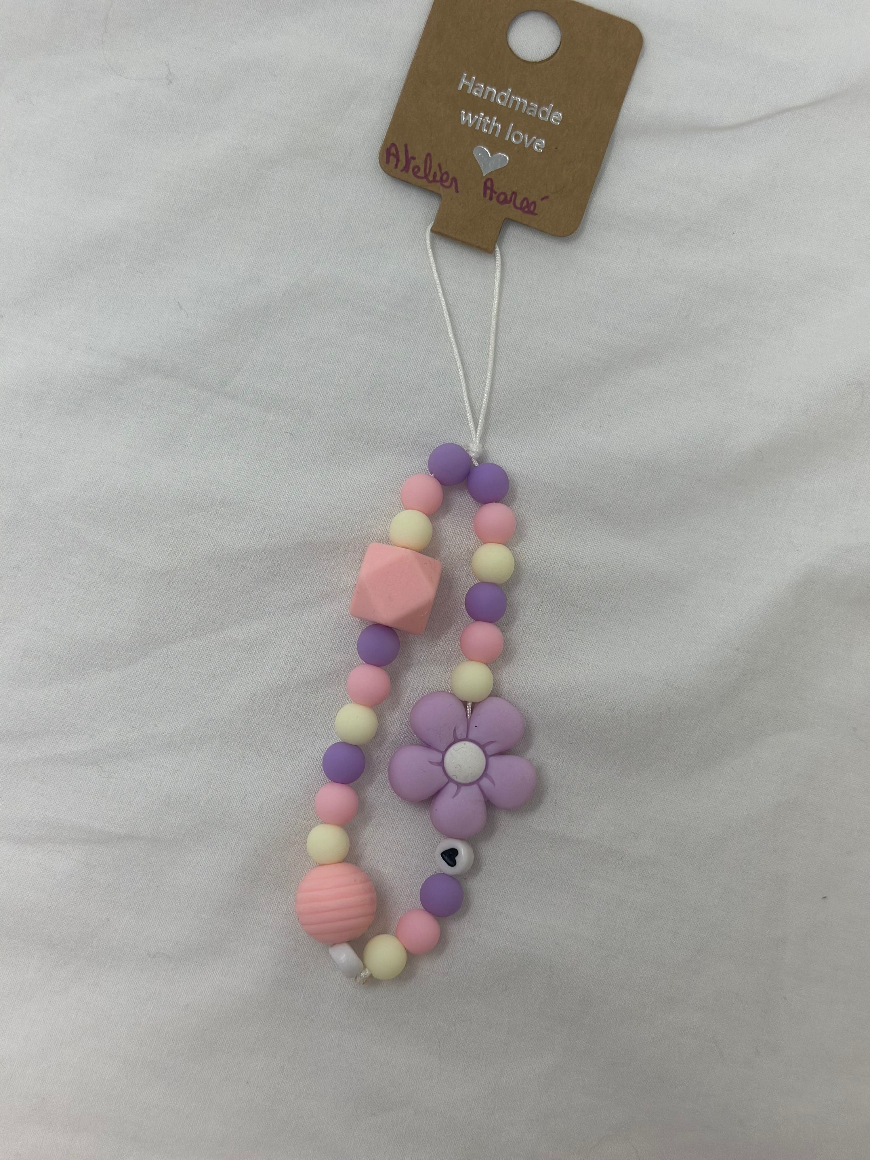 Bijou téléphone tendresse 14cm rose girly perles douces Atelier Aorée
