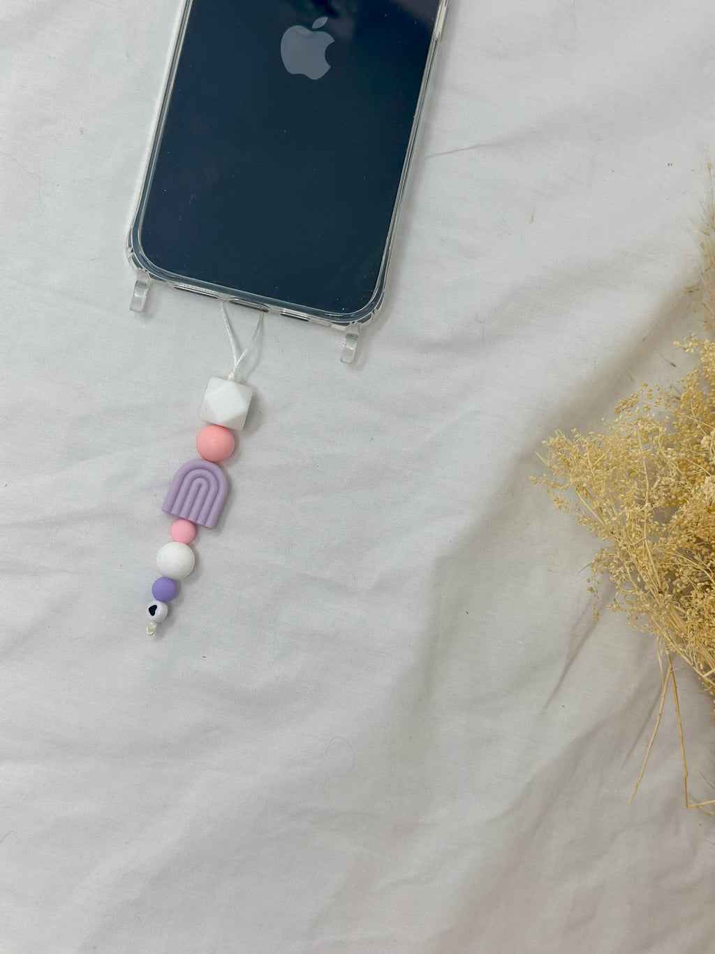 Bijou téléphone arc-en-ciel 13cm rose mauve perles multicolores Atelier Aorée
