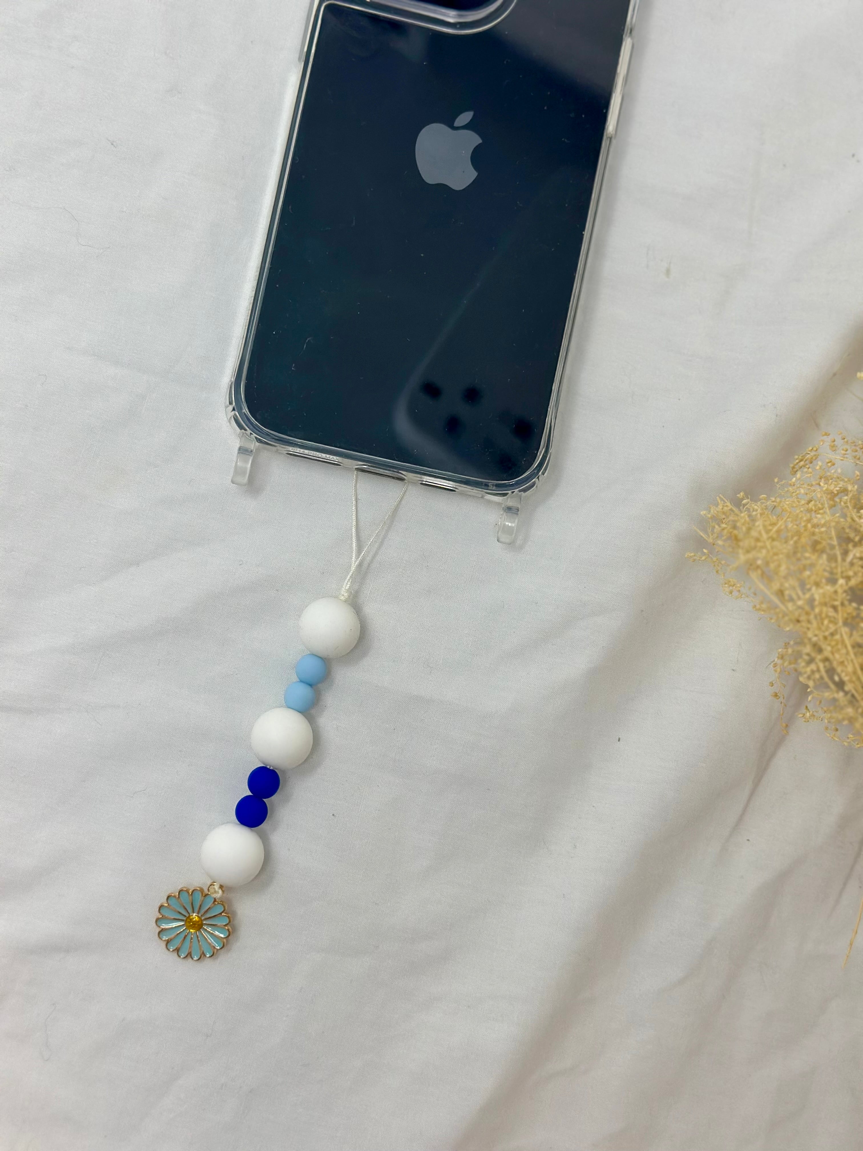 Bijou téléphone fleur bleu marine 15cm nuances mer perles océan Atelier Aorée
