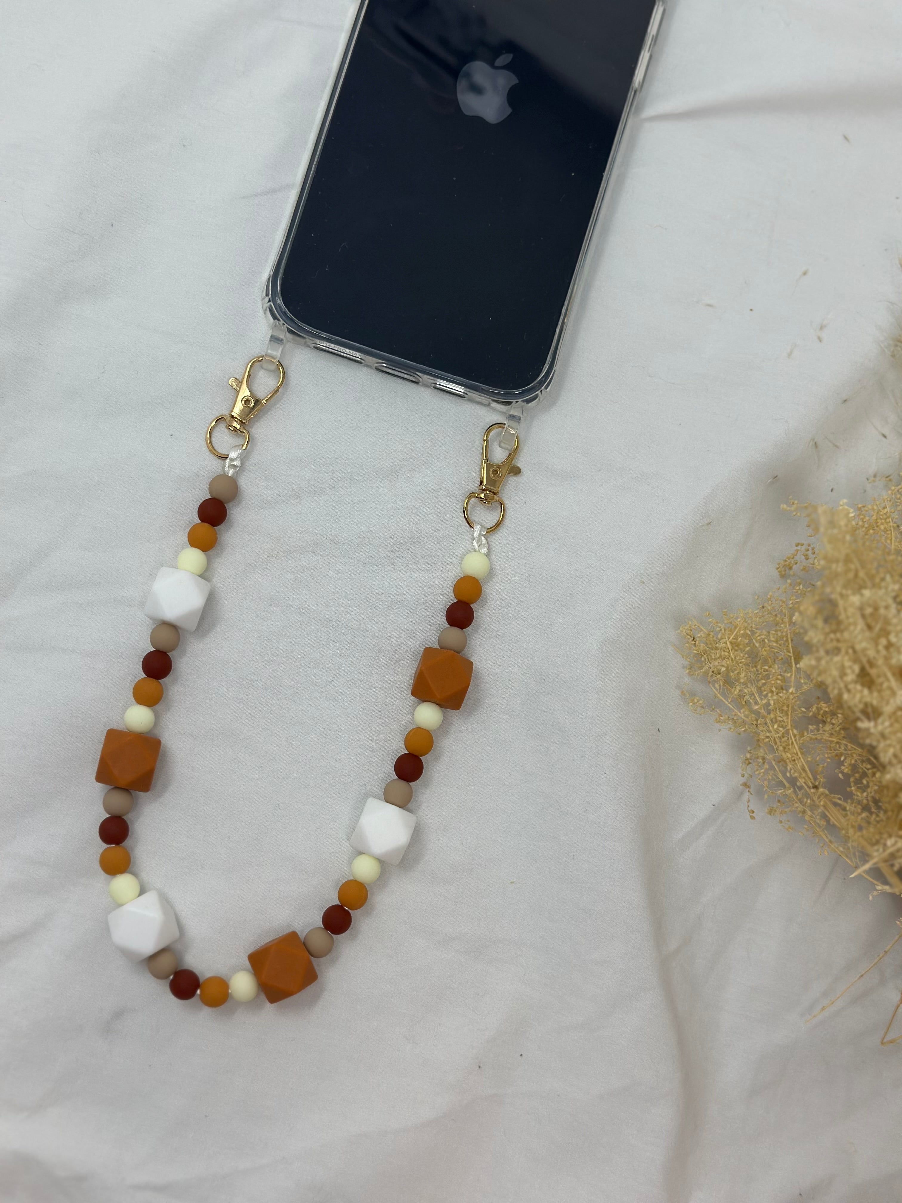 Bijou chaîne téléphone marron 36cm tons naturels perles bois Atelier Aorée
