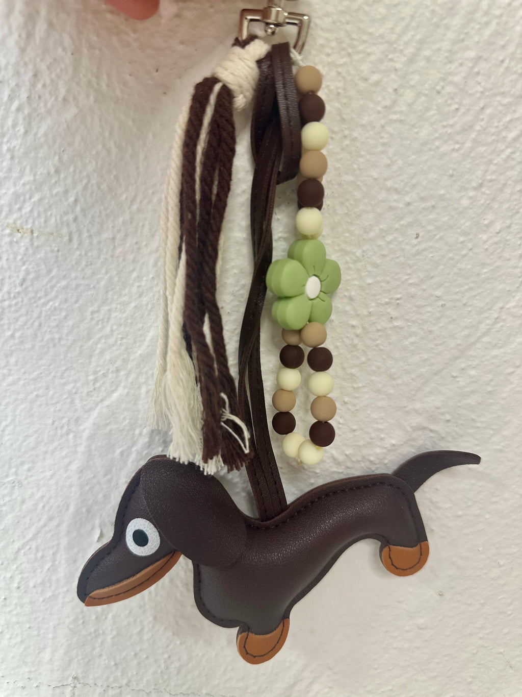 Le Grigri Teckel & Fleur pistache - Atelier Aorée