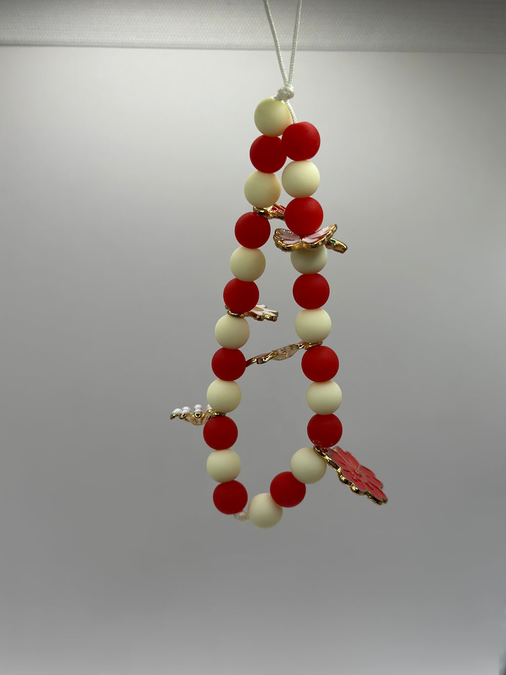 Bijou cordon rouge romantique 18cm perles passionnées Atelier Aorée