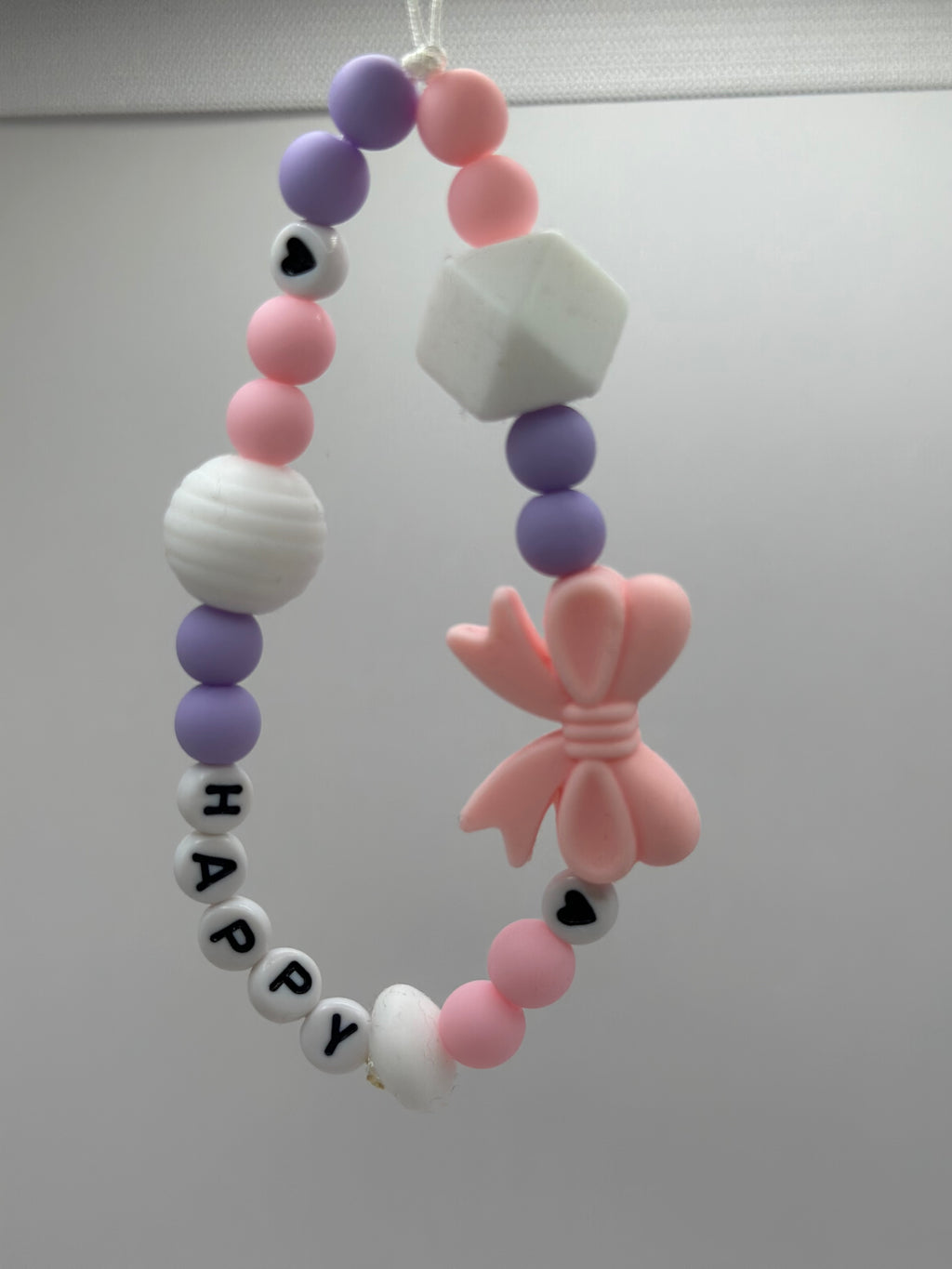 Bijou téléphone Happy 15cm message joyeux perles rose mauve Atelier Aorée