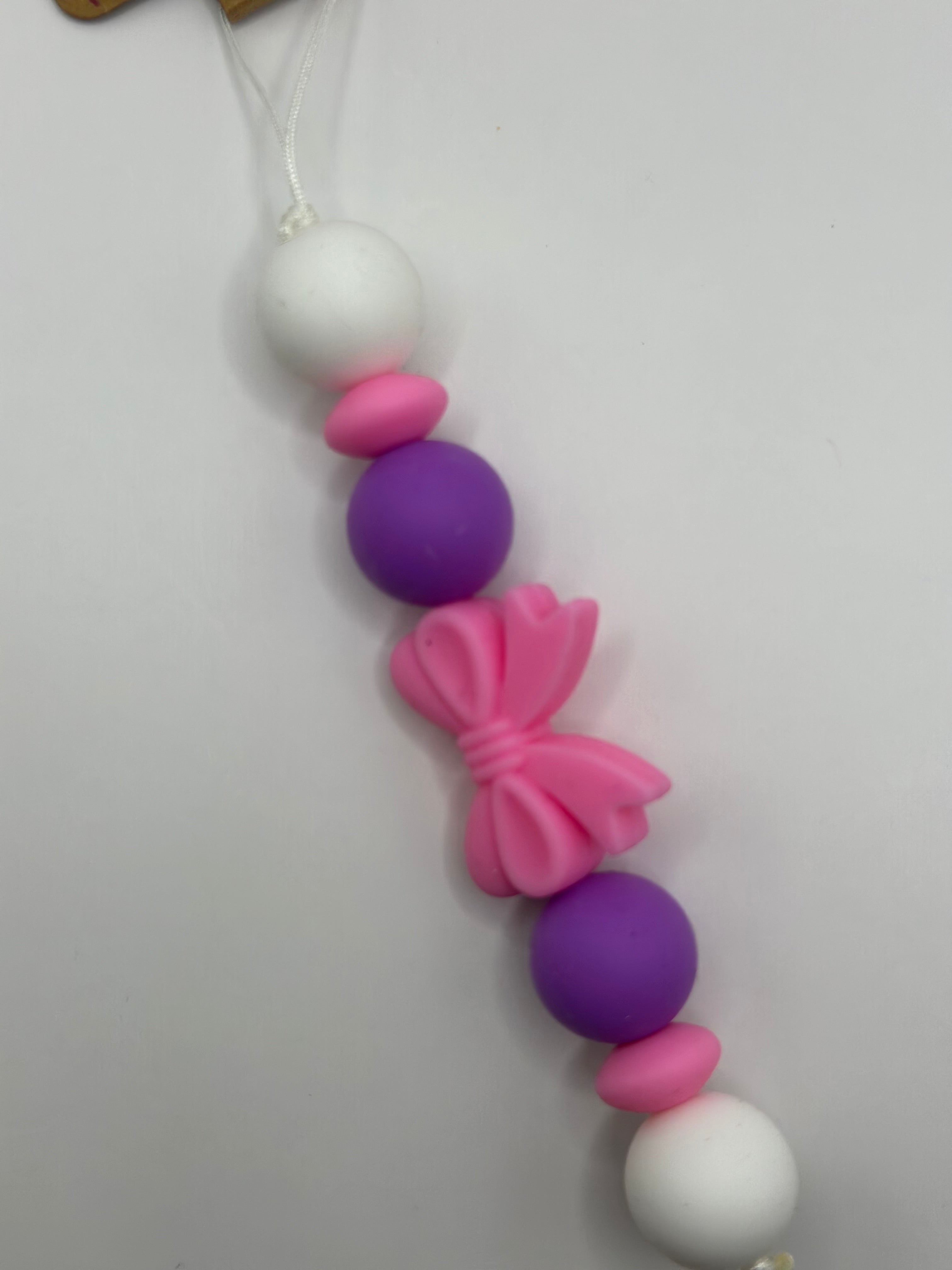 Bijou téléphone girly féminin perles délicates style princesse
