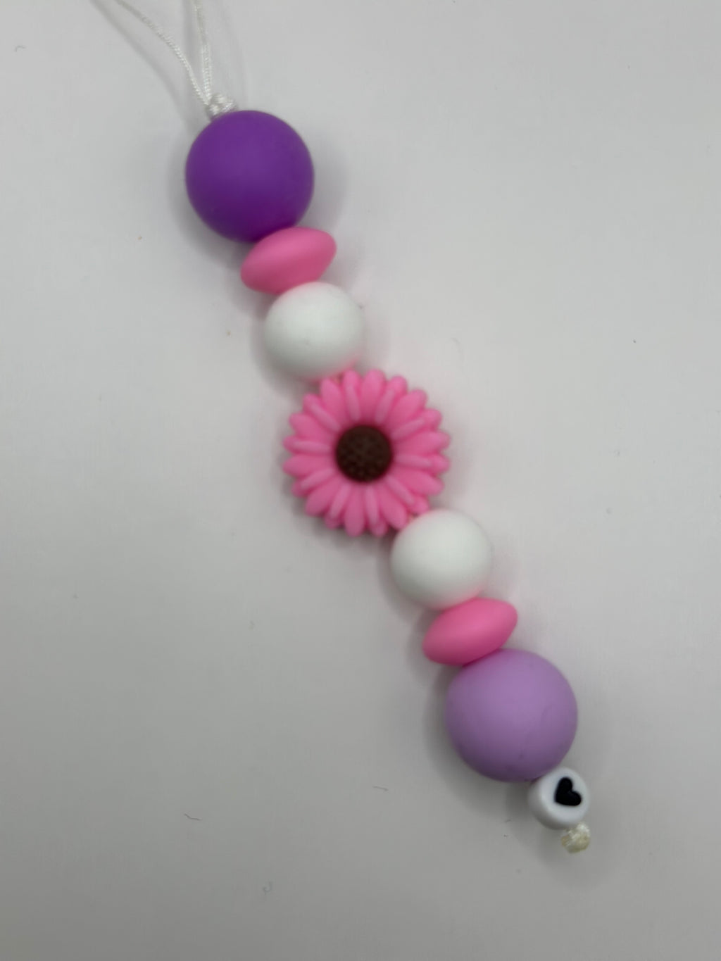 Bijou téléphone romantique bouquet fleurs perles délicates