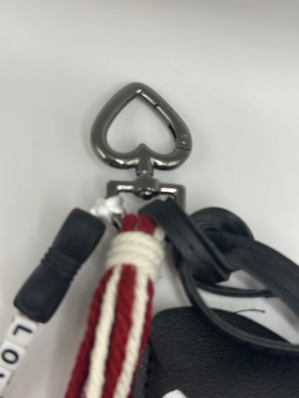 Bijou de Sac Teckel Noir Bordeaux - Fait Main France | Atelier Aorée