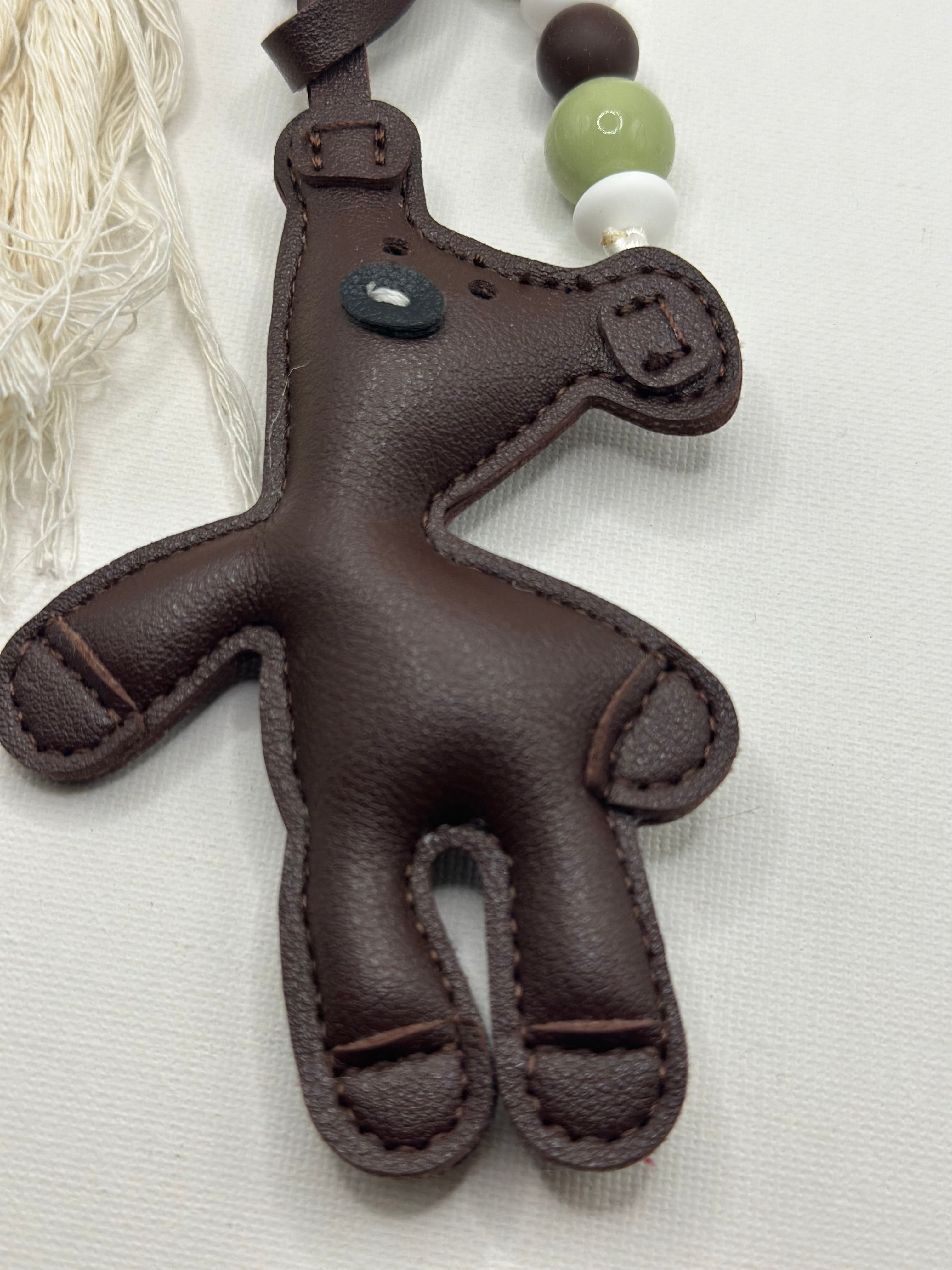 Bijou de Sac Nounours Chocolat et Vert Brillant - Fait Main France | Atelier Aorée