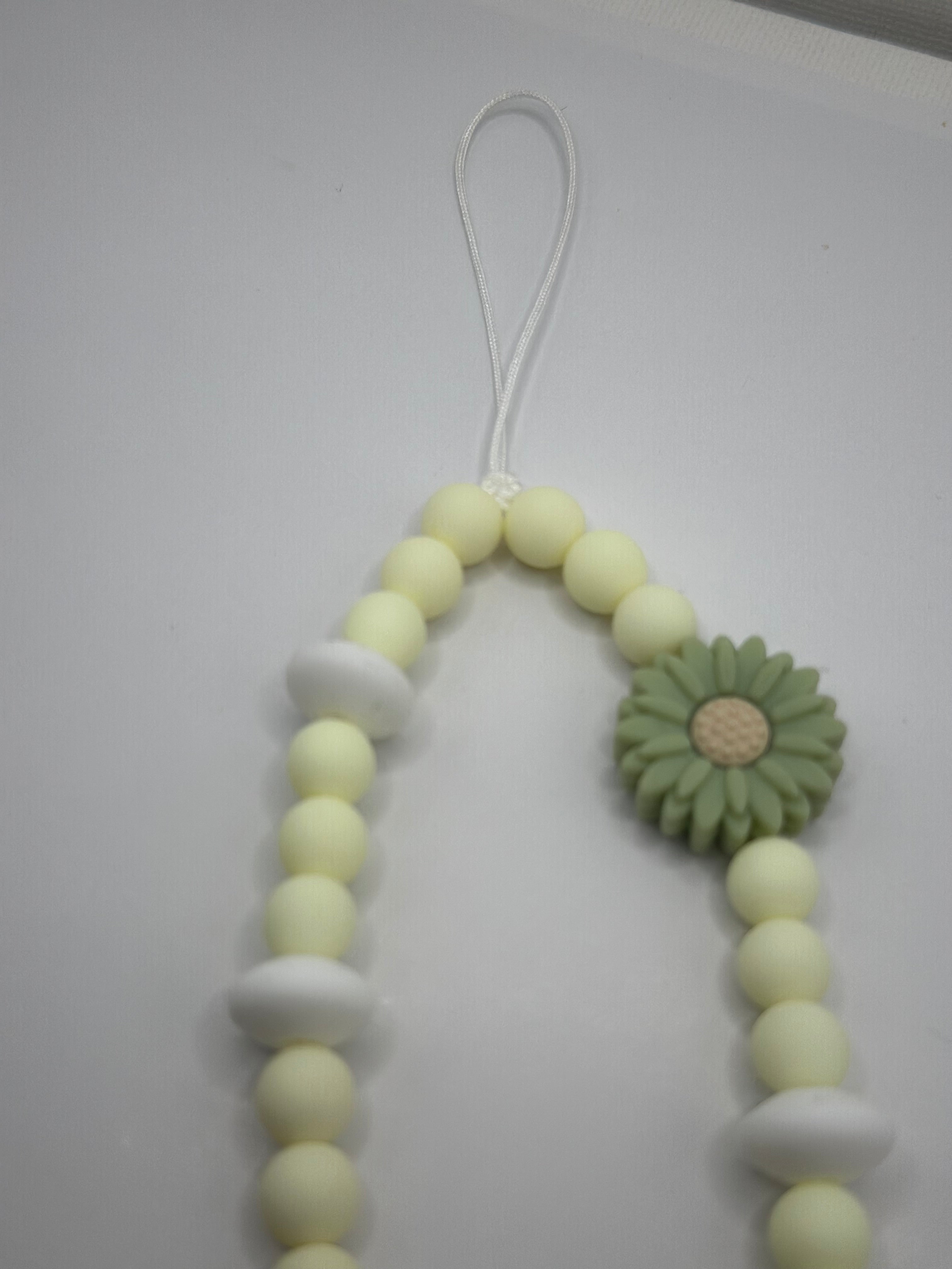 Cordon de Téléphone Marguerite Pistache - Fait Main France | Atelier Aorée