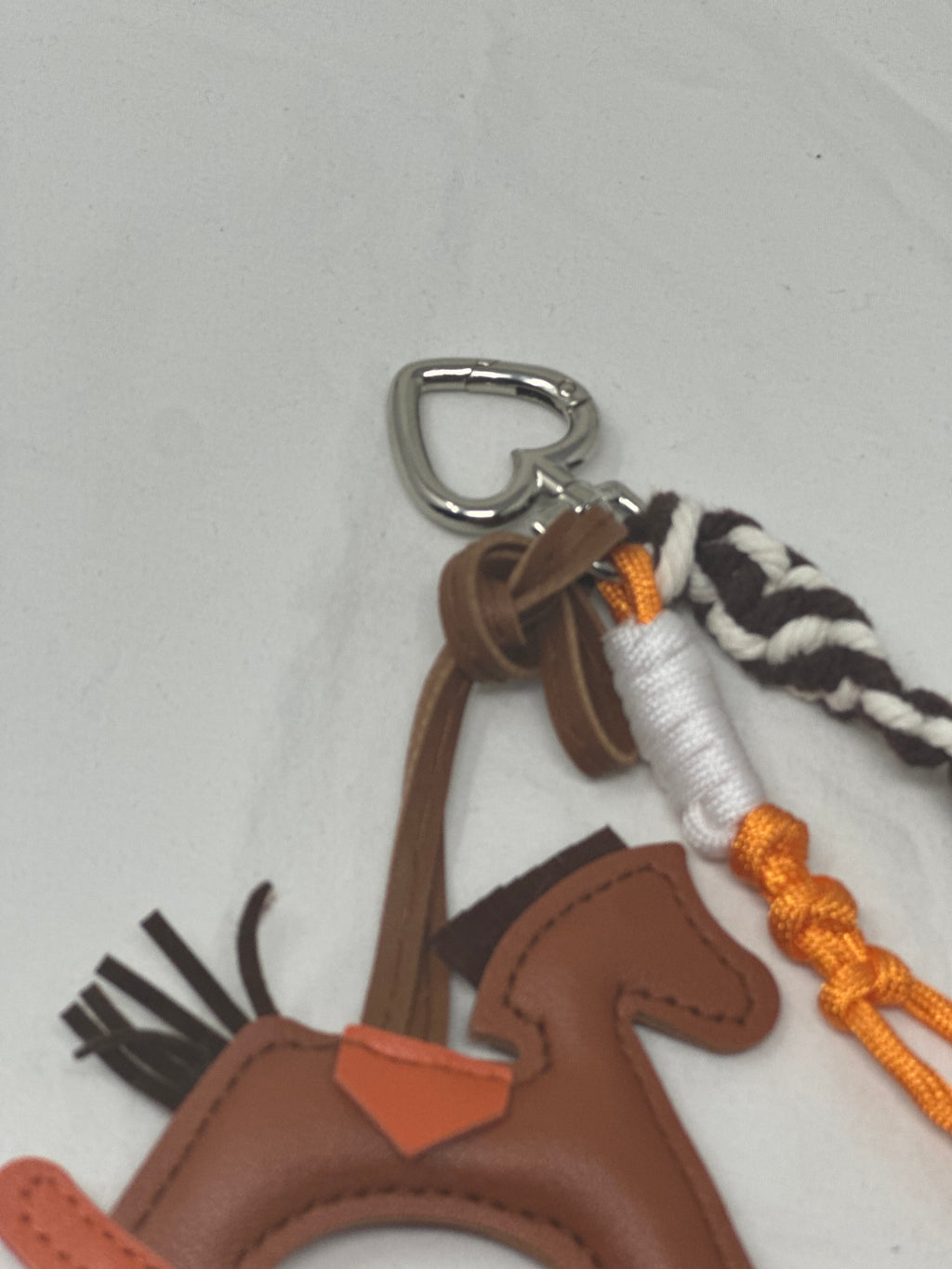 Le Grigri Cheval Marron - Esprit Équestre - Atelier Aorée