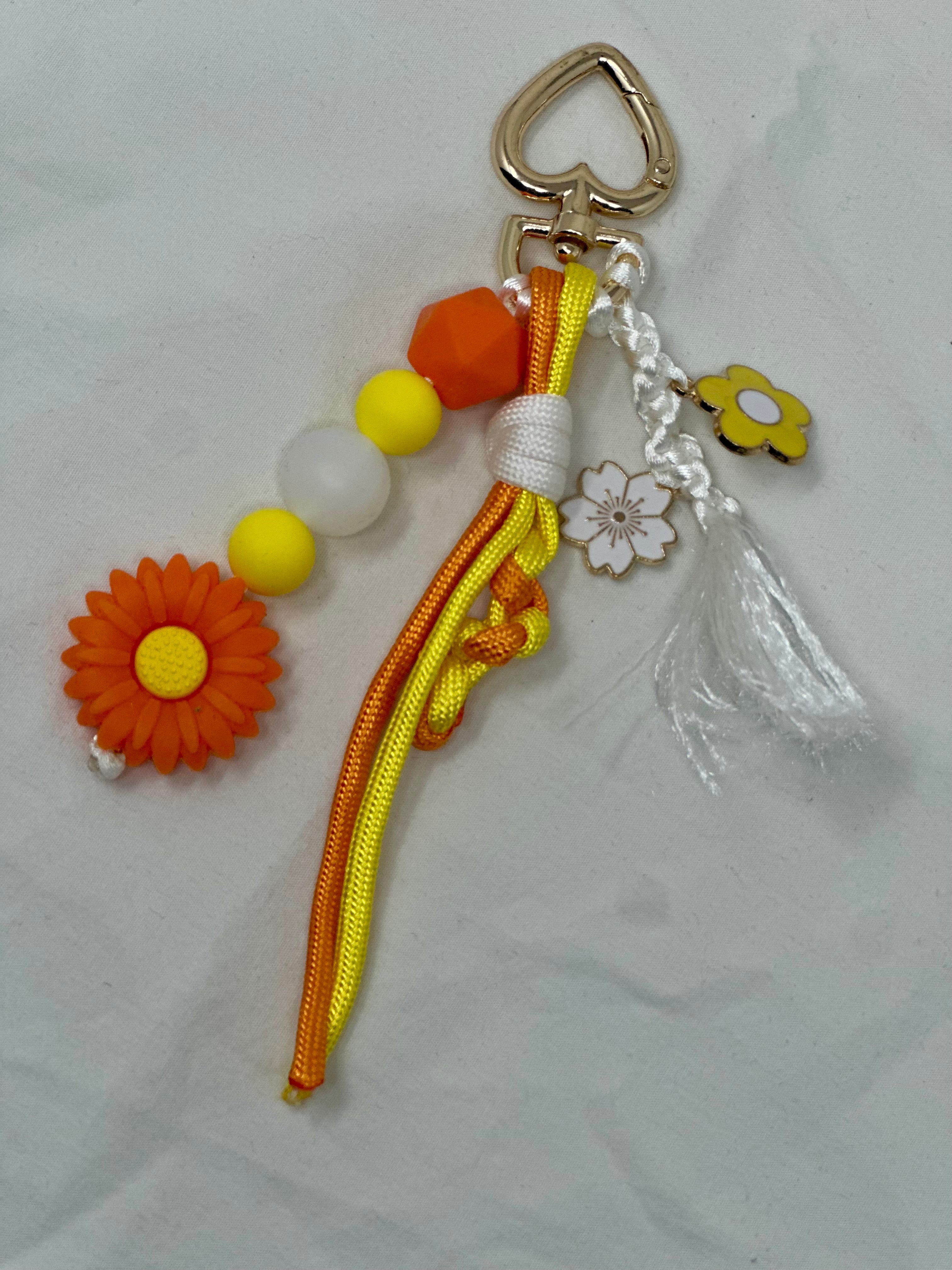Le Grigri orange et jaune - Atelier Aorée