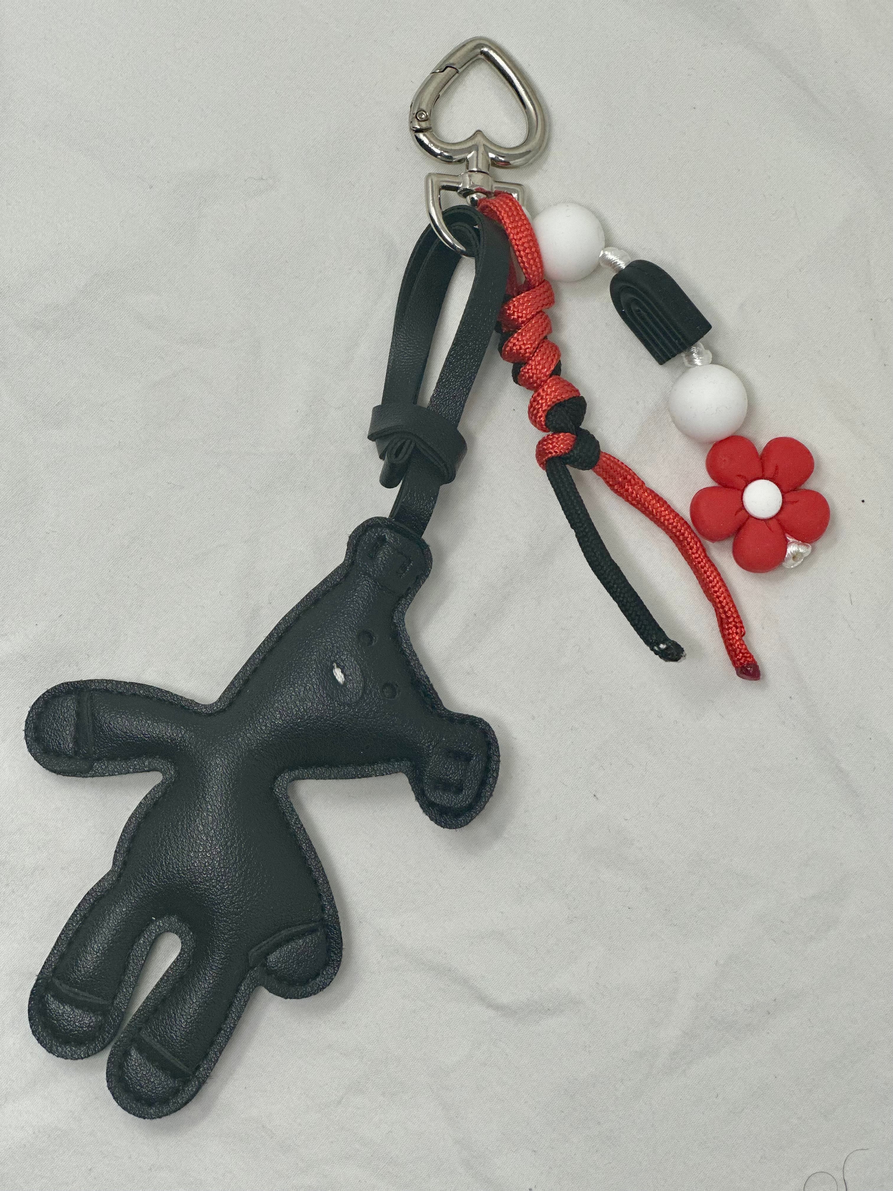 Le Grigri ourson noir - Atelier Aorée